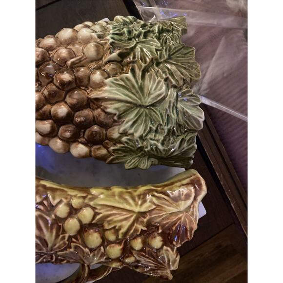 70s McCoy Vase/Pitcher, Grape Pattern Triple Handle Brown Green Retro SET - Picture 11 of 11